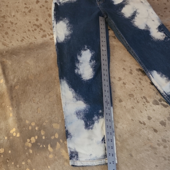 Cello Women's Blue and White Jeans - Picture 4 of 7